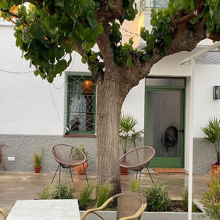 Les Filles Hotel Deltebre Bagian luar foto