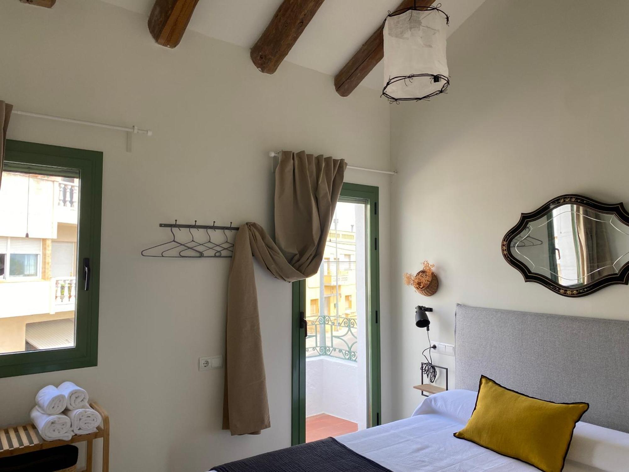 Les Filles Hotel Deltebre Bagian luar foto