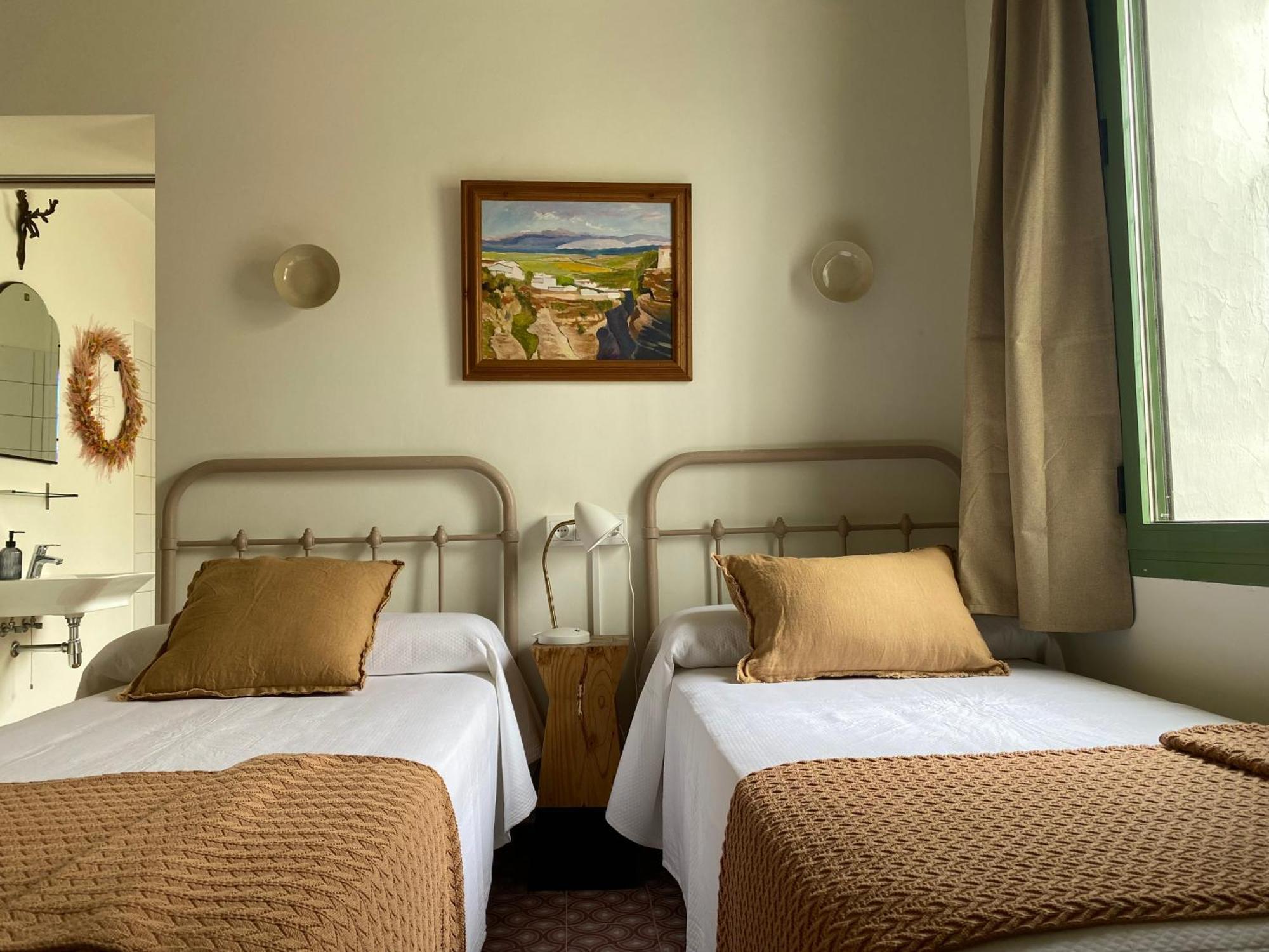 Les Filles Hotel Deltebre Bagian luar foto